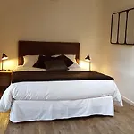 De Combeau Couette-café 4*