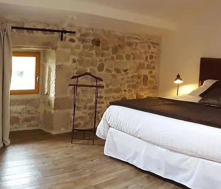 De Combeau 4*