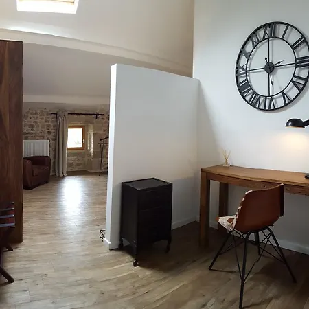 Bed & Breakfast De Combeau 4*