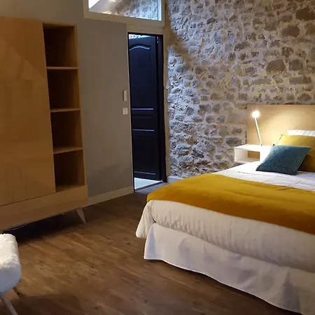 De Combeau 4* Tauriers