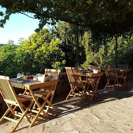 De Combeau Bed & Breakfast Tauriers