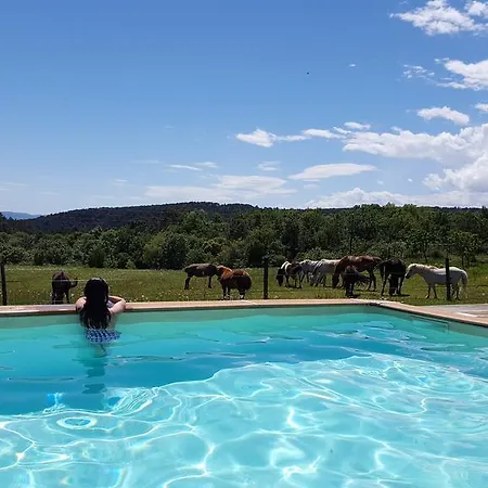 Bed & Breakfast De Combeau